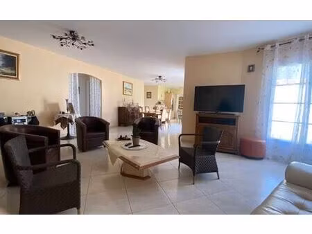 maison breuil-magné 137.07 m² t-5 à vendre  418 000 €