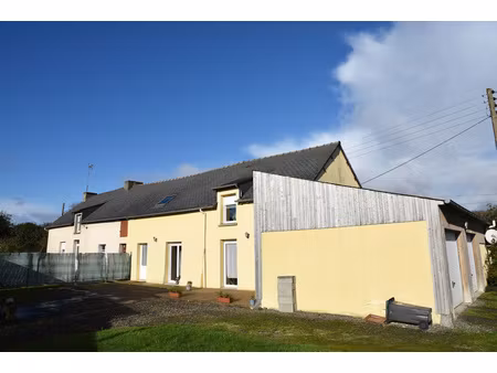 merdrignac immeuble comprenant deux maisons mitoyennes