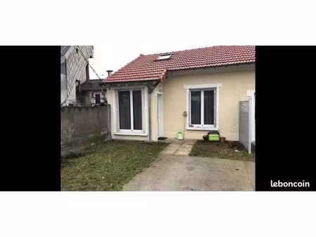 maison  mitoyenne f2