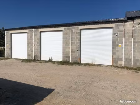 entrepôt dépôt de stockage