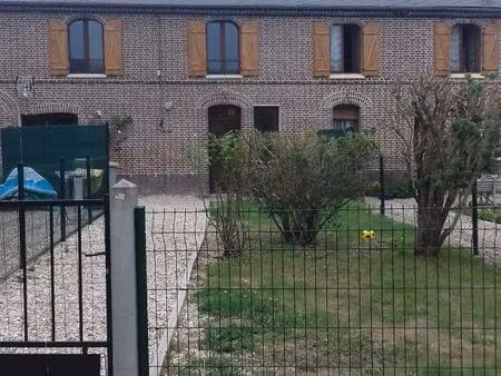 maison 3 pièces avec cour