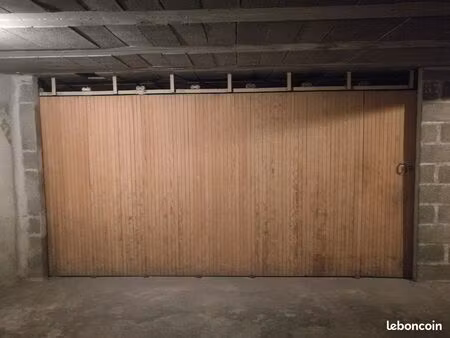 grand garage à louer - marengo jolimont