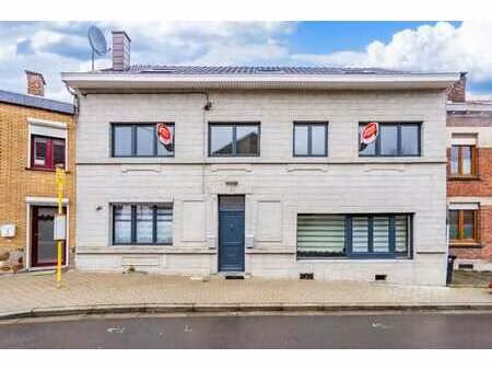 maison rénovée avec 4 chambres et jardin