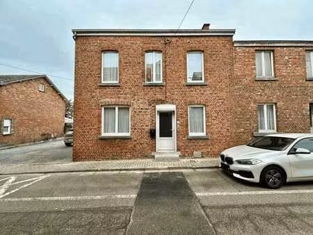 maison 3 chambres en plein centre de marche