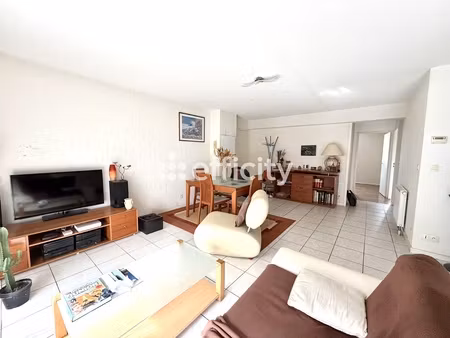 appartement 3 pièces - 70 m²