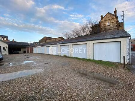 location garage box et parking à caudebec-lès-elbeuf (76320) : à louer / 15m² caudebec-lès