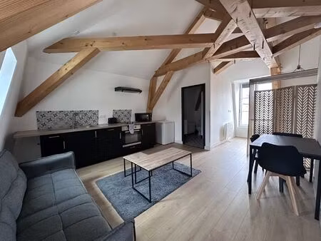 location appartement 2 pièces 32 m² à poitiers (86000)