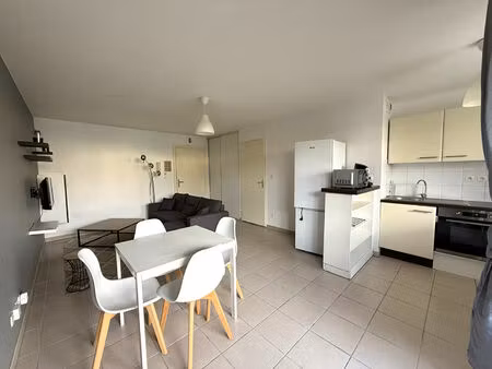 location appartement 2 pièces 43 m² à montauban (82000)