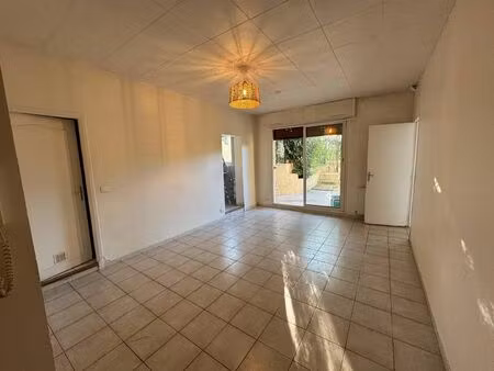 location appartement 3 pièces 49 m² à nice (06300)