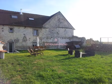 belle grange viabilisée avec toiture récente   à aménager à 10 mns de nemours