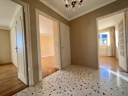 maison avec jardin et garage 114 m2 clermont montjuzet