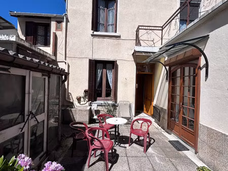 vente maison 5 pièces 102 m² lyon 8 (69008)