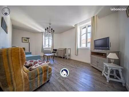 appartement 3 pièces 77 m²