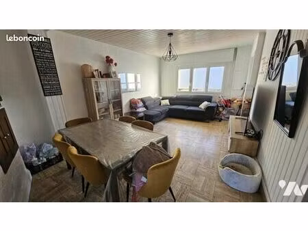 maison 8 pièces 122 m²