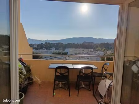 grand studio balcon vue mer