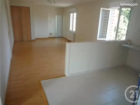 appartement 3 pièces 69 m²