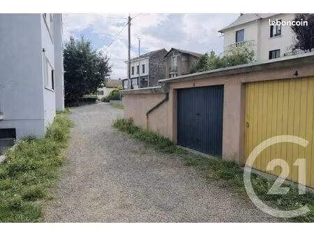 parking 14 m² clermont ferrand