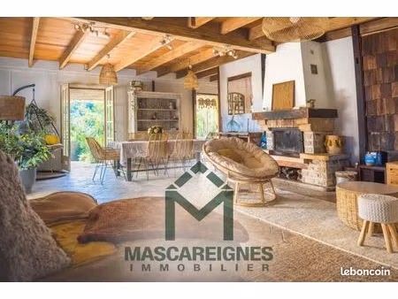 villa 5 pièces 95 m²