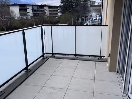 appartement 3 pièces 61 m²