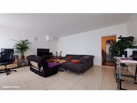 maison 4 pièces 121 m²