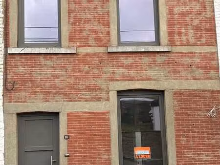 maison entièrement remise à neuf