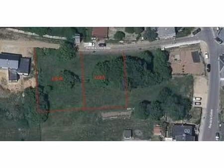 terrain à bâtir dans le charmant village de robelmont