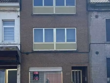 immeuble mixte au coeur de la louvière