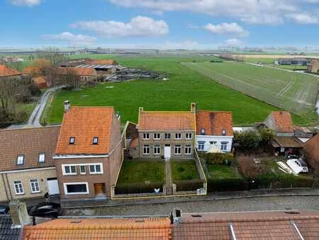 maison entièrement rénovée à vendre dans le centre de houte