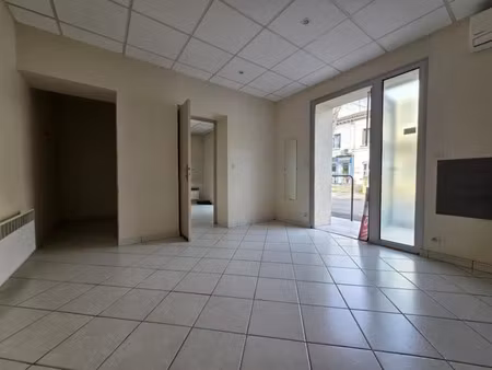 vente locaux professionnels à montfavet (84140)  56 000 €