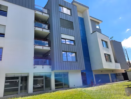 vente locaux professionnels 3 pièces 85 m² à brive-la-gaillarde (19100)  317 912 €