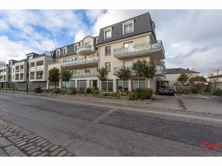 vente locaux professionnels 114 m² à sainte-genevieve-des-bois (91700)  477 000 €