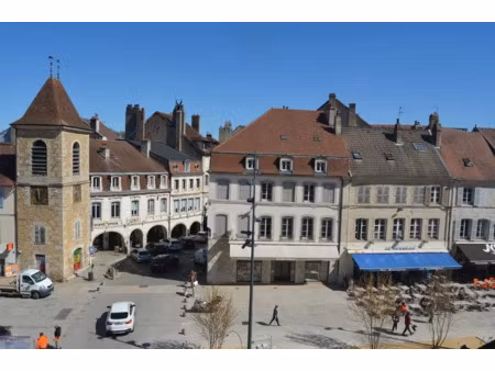 vente immeuble 6 pièces 366 m² à lons-le-saunier (39000)  260 000 €
