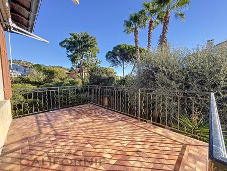 appartement 4 pièces location meublée secteur montfleury - c