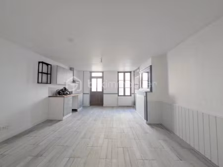 vente immeuble 4 pièces 75 m² à chateau-renard (45220)  64 000 €