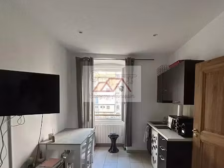 location meublée appartement 1 pièce 20 m² à corte (20250)  500 €