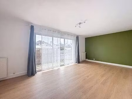 vente appartement 3 pièces à lorient (56100) : à vendre 3 pièces / 74m² lorient