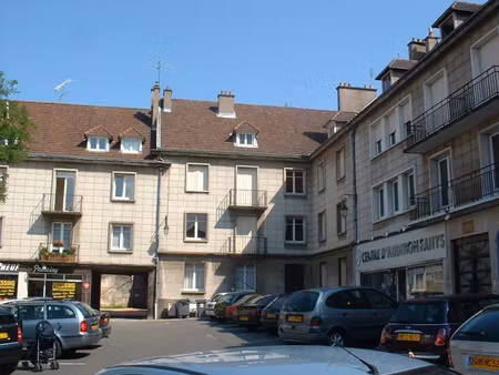 location appartement 5 pièces 105 m² à chaumont (52000)  630 €