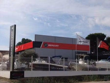 local d'activités à louer