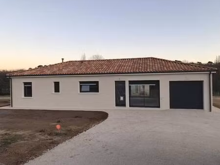 terrain avec maison neuve à vendre