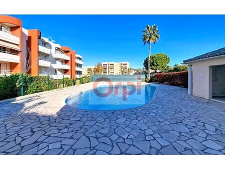 location appartement  27.73 m² t-1 à cagnes-sur-mer  638 €