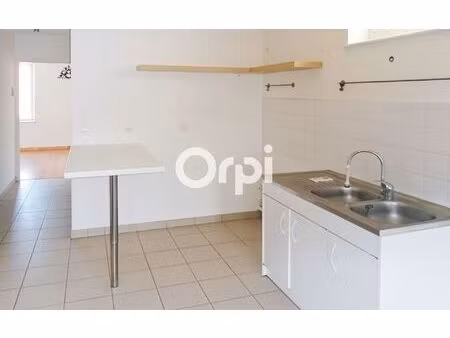 location appartement  m² t-4 à thurins  757 €