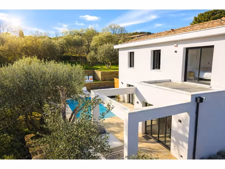 maison contemporaine de 2021 - garantie decennale - piscine