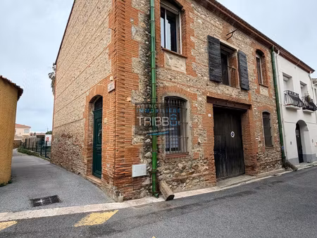 toulouges  maison de ville avec grand garage