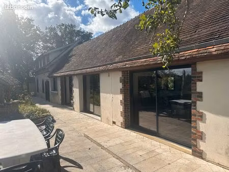 maison 180 m² – terrain 3 000 m² arboré – sans vis-à-vis – triple garage