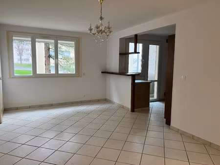 location appartement 3 pièces 59 m² à chateau-thierry (02400)  710 €