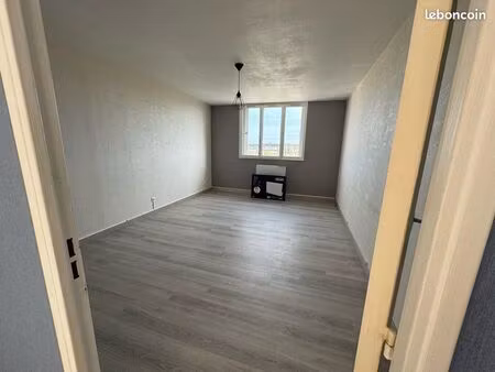 t2 de 50m² – 6ème étage – plein sud lumineux & sans vis-à-vis