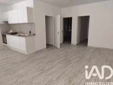 location appartement 3 pièces 67 m² à magne (79460)  720 €