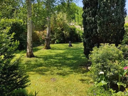 maison dans résidence