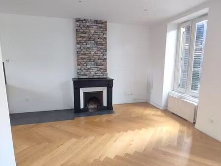 t3 non meublé 70m2 rénové - saint fons - rue anatole france