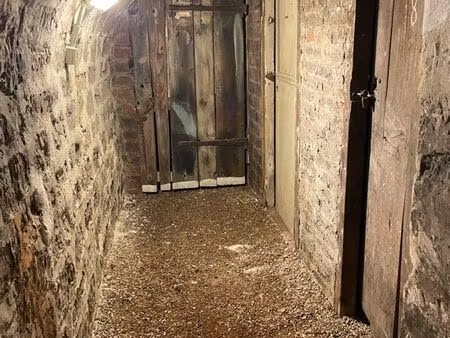 location cave montmartre